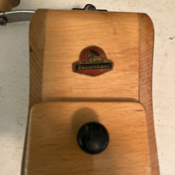 Zassenhaus coffee grinder - Picture 9 of 11